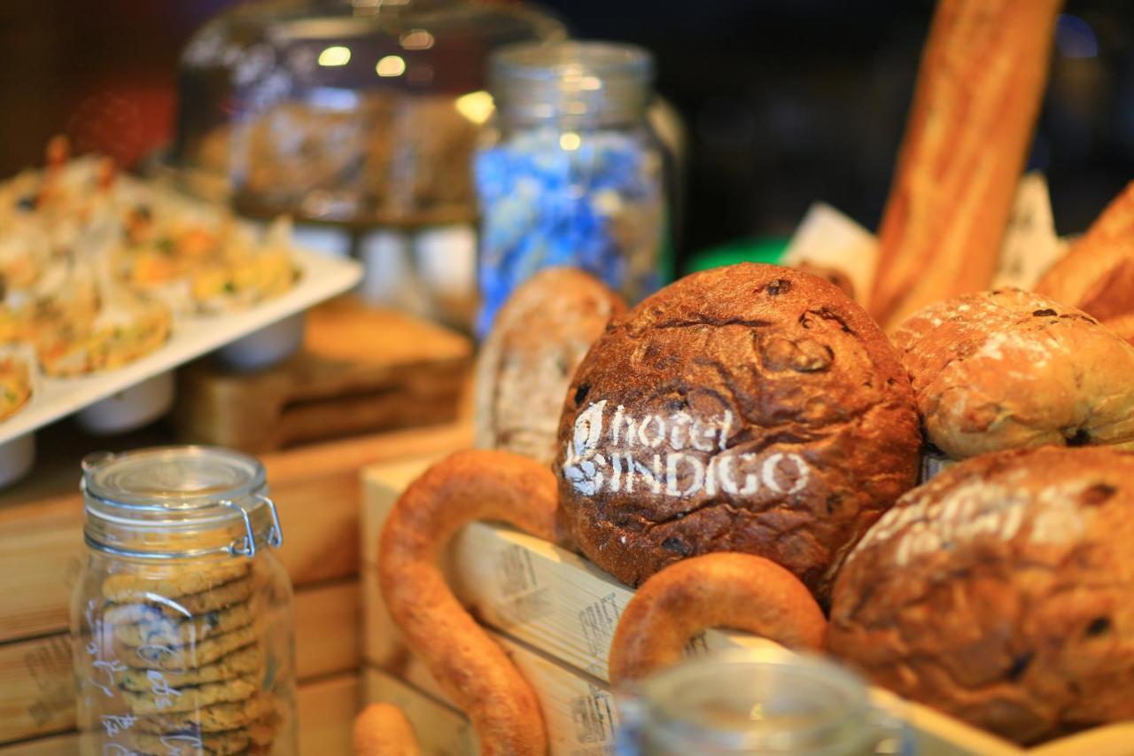 Hotel Indigo Kaohsiung Central Park, an IHG Hotel Bagian luar foto Bread