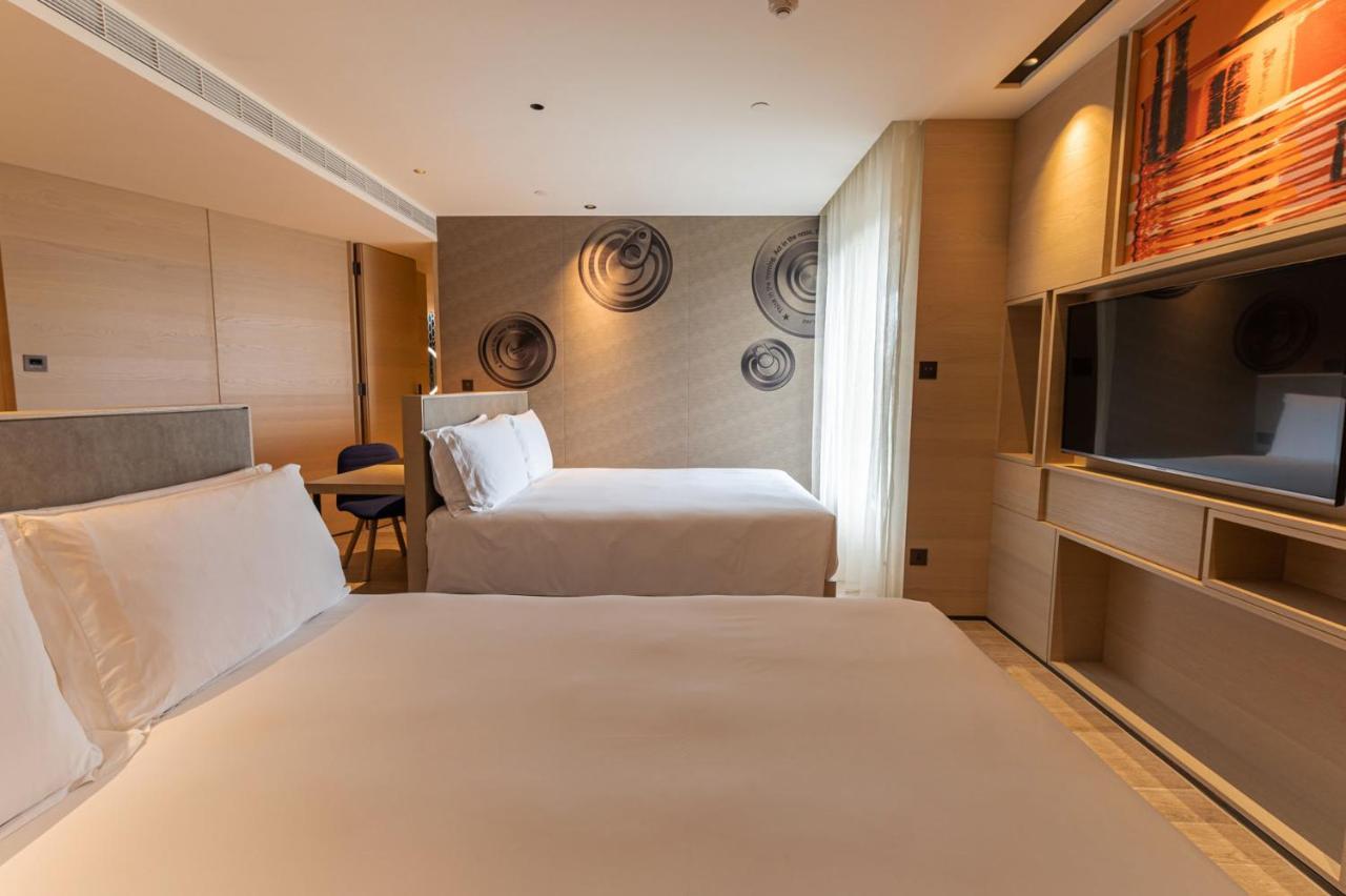 Hotel Indigo Kaohsiung Central Park, an IHG Hotel Bagian luar foto